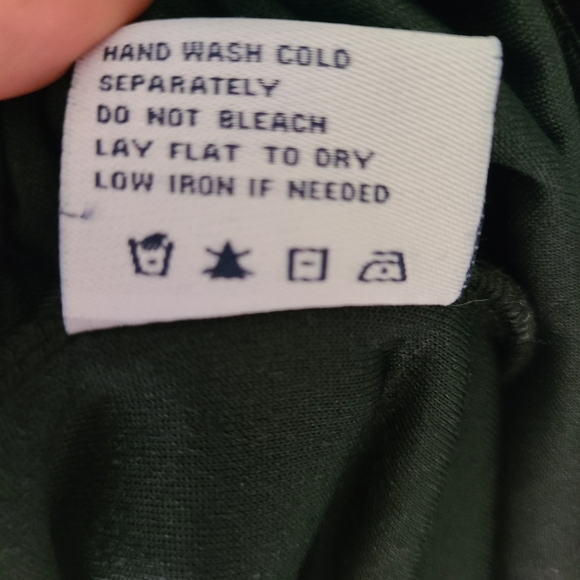 NWT COMPLETELY ME BY LIZ LANGE black top - Picture 6 of 6